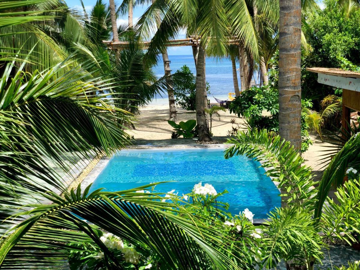 Apo Diver Beach Resort 산후안 외부 사진