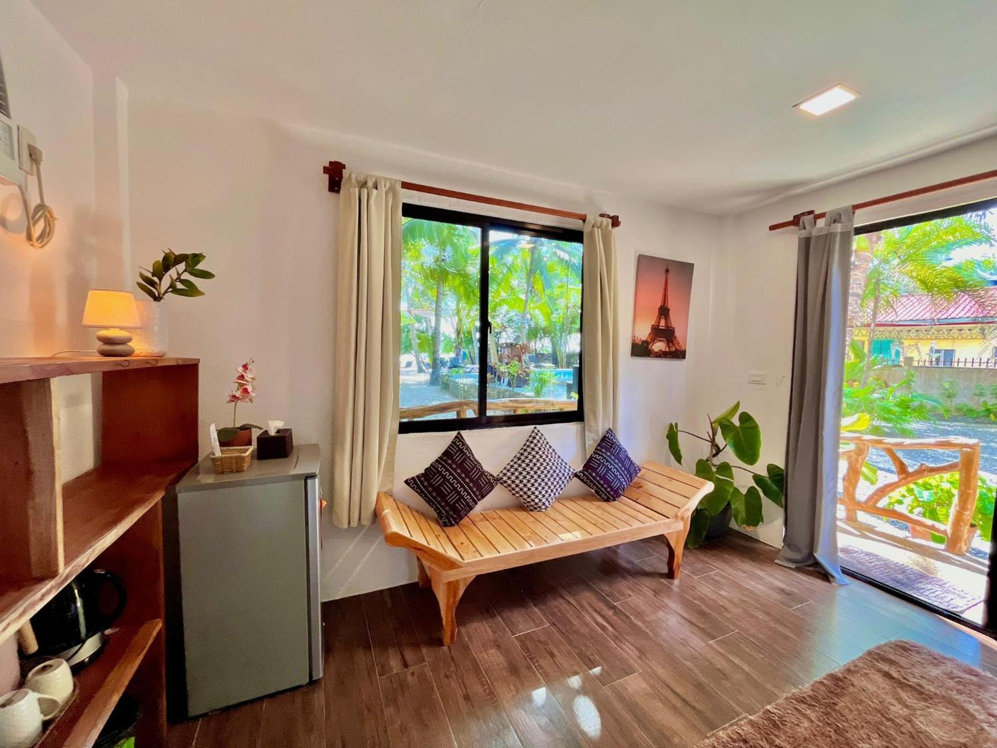 Apo Diver Beach Resort 산후안 외부 사진